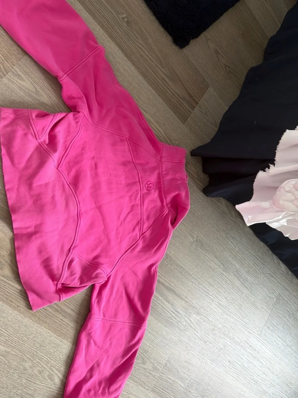 Lululemon scuba